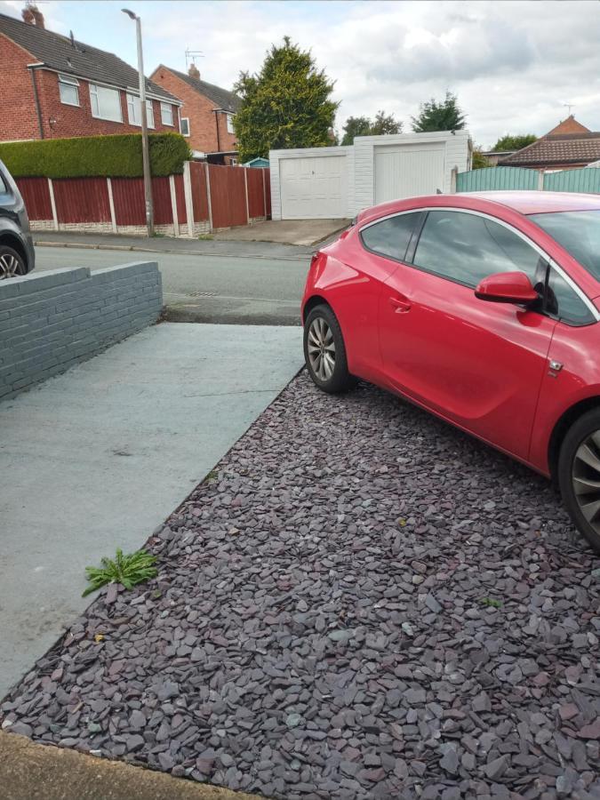 Summerhill, Wrexham - Key Worker Friendly Bagian luar foto
